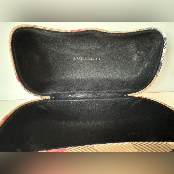 Authentic Burberry Sunglasses - Picture 6 of 7